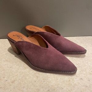 FREE PEOPLE Anya Suede Block Heel Mules Burgundy Pointed Toe Boho Western